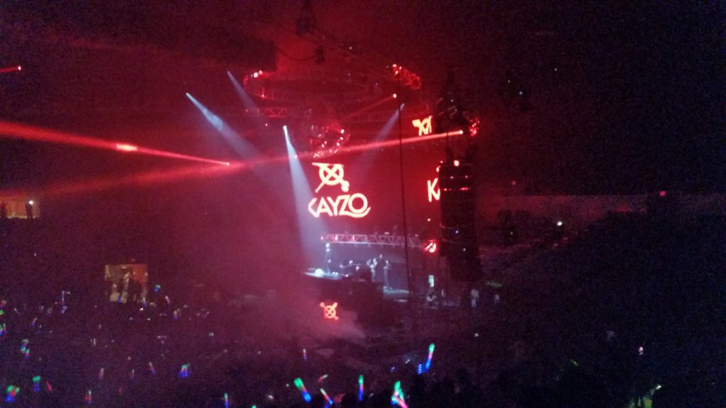 LED OMFG NYE 2016 Kayzo