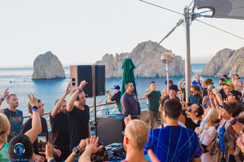 Groove Cruise Cabo 2016