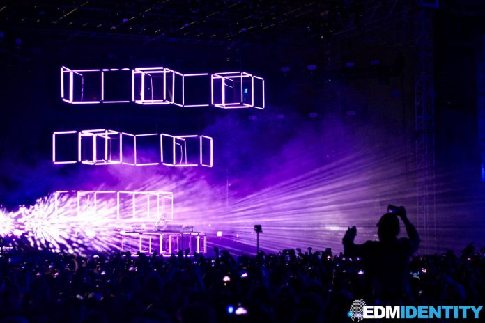 Air + Style LA 2017 Flume Air + Style LA 2017 Flume