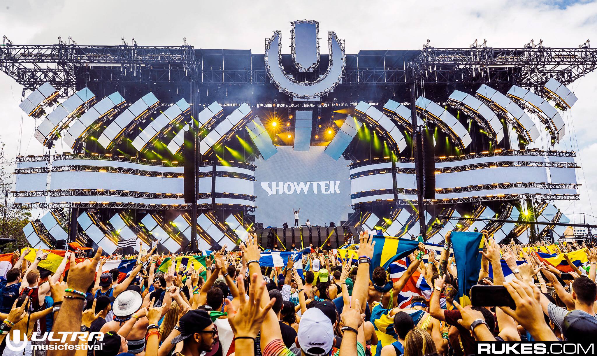 in depth interview with showtek edm identity in depth interview with showtek edm identity
