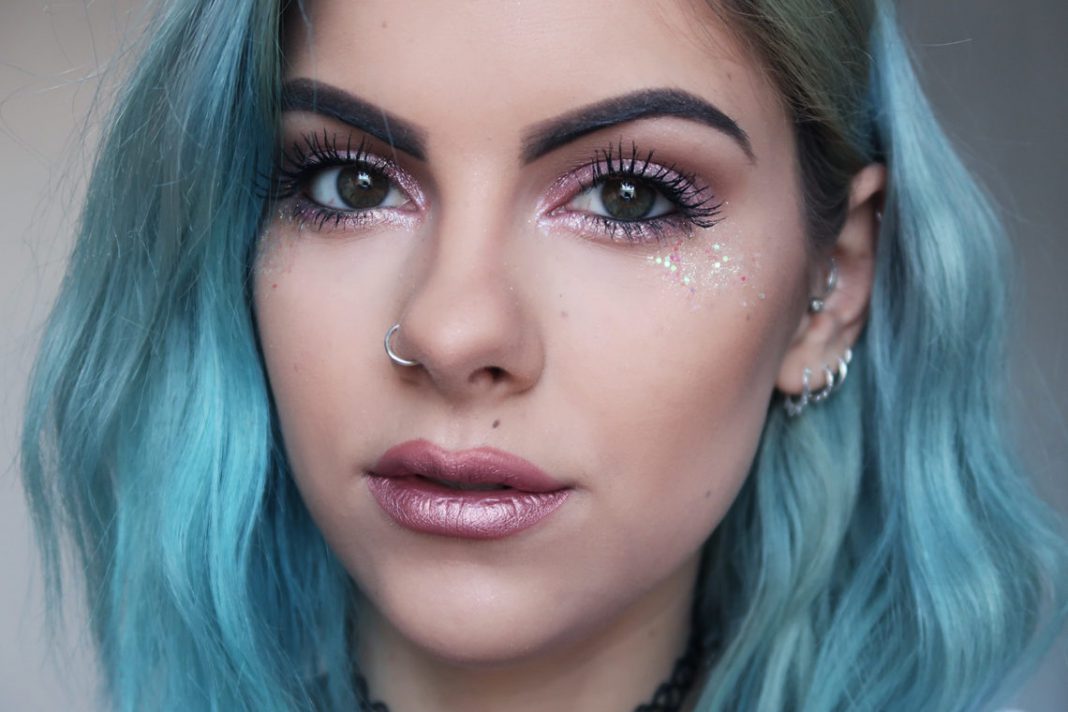 Step Up Your Festival Makeup Game With Glitter | EDM Identity