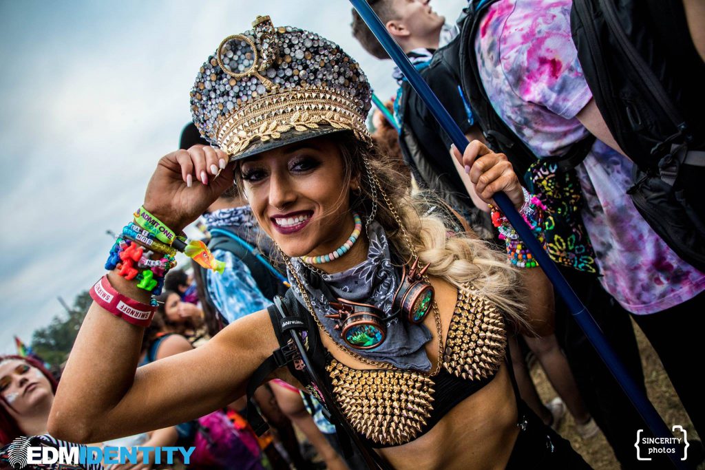 The Top 10 Festival Fashion Trends of 2017 | EDM Identity