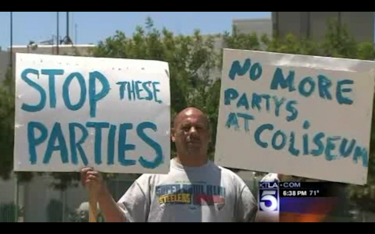 EDC LA 2010 Parent Protest