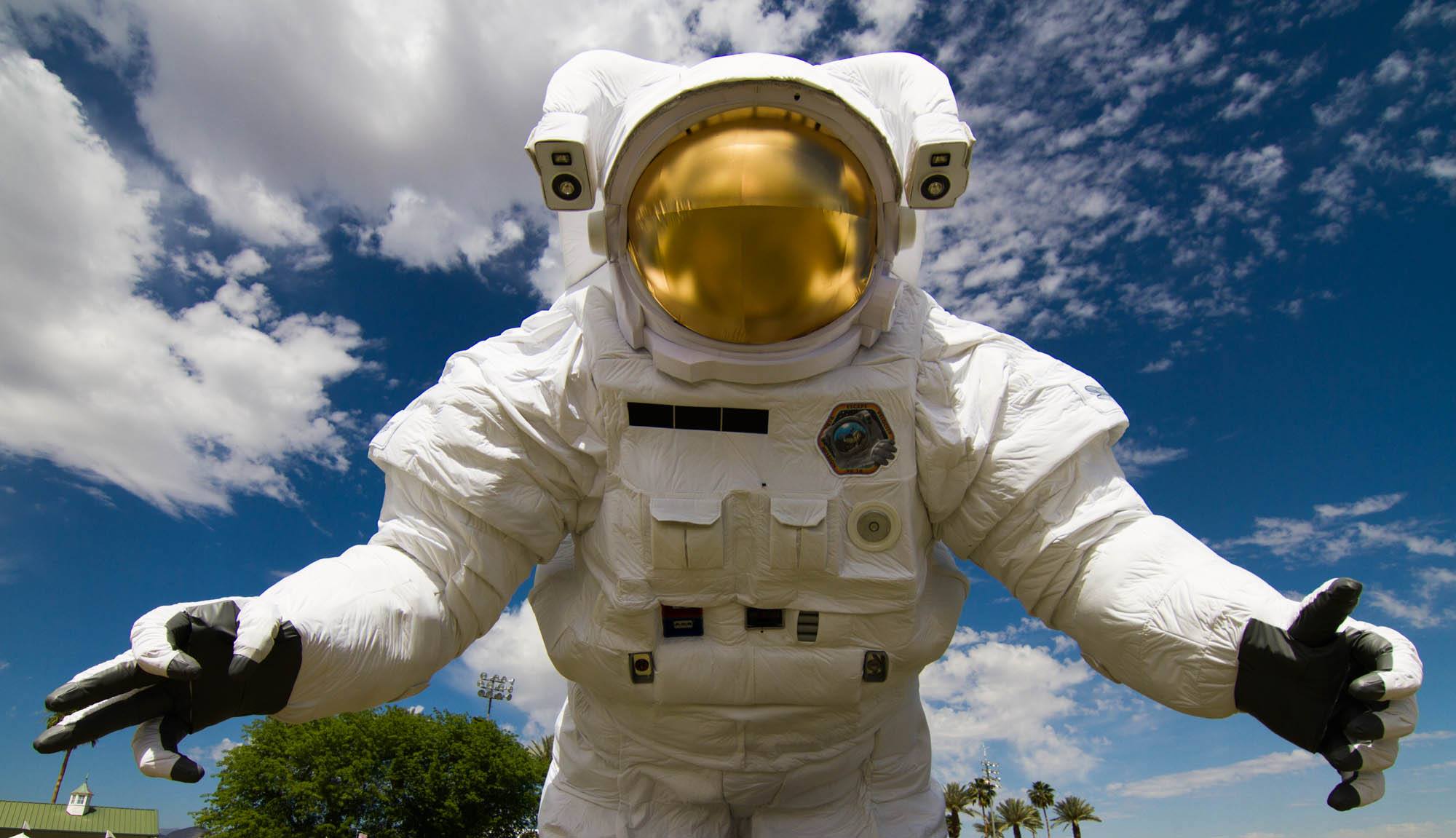 Coachella 2014 Escape Velocity Astronaut Poetic Kinetics | EDM Identity