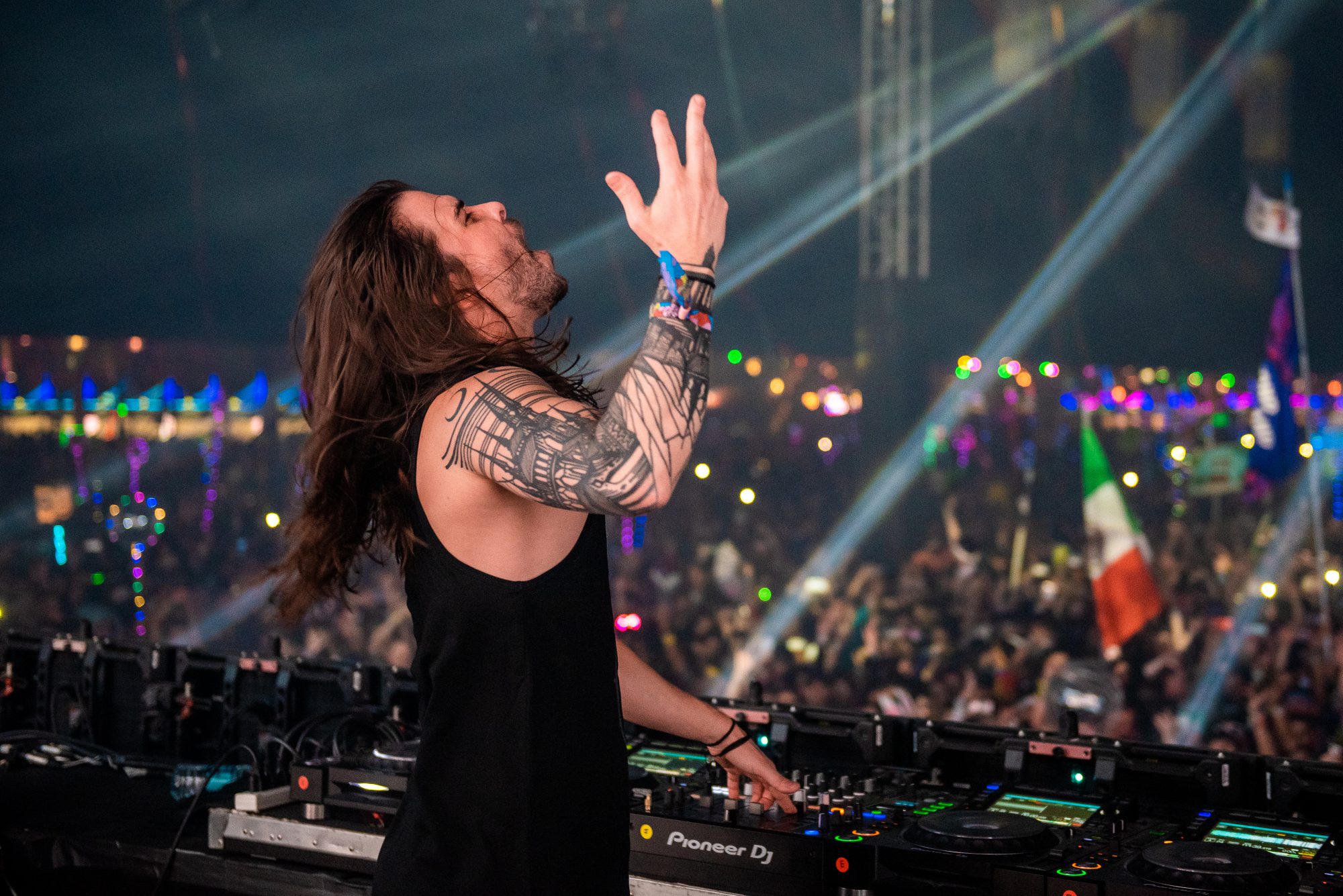 Seven Lions Announces Higher Love Show at Red Rocks.