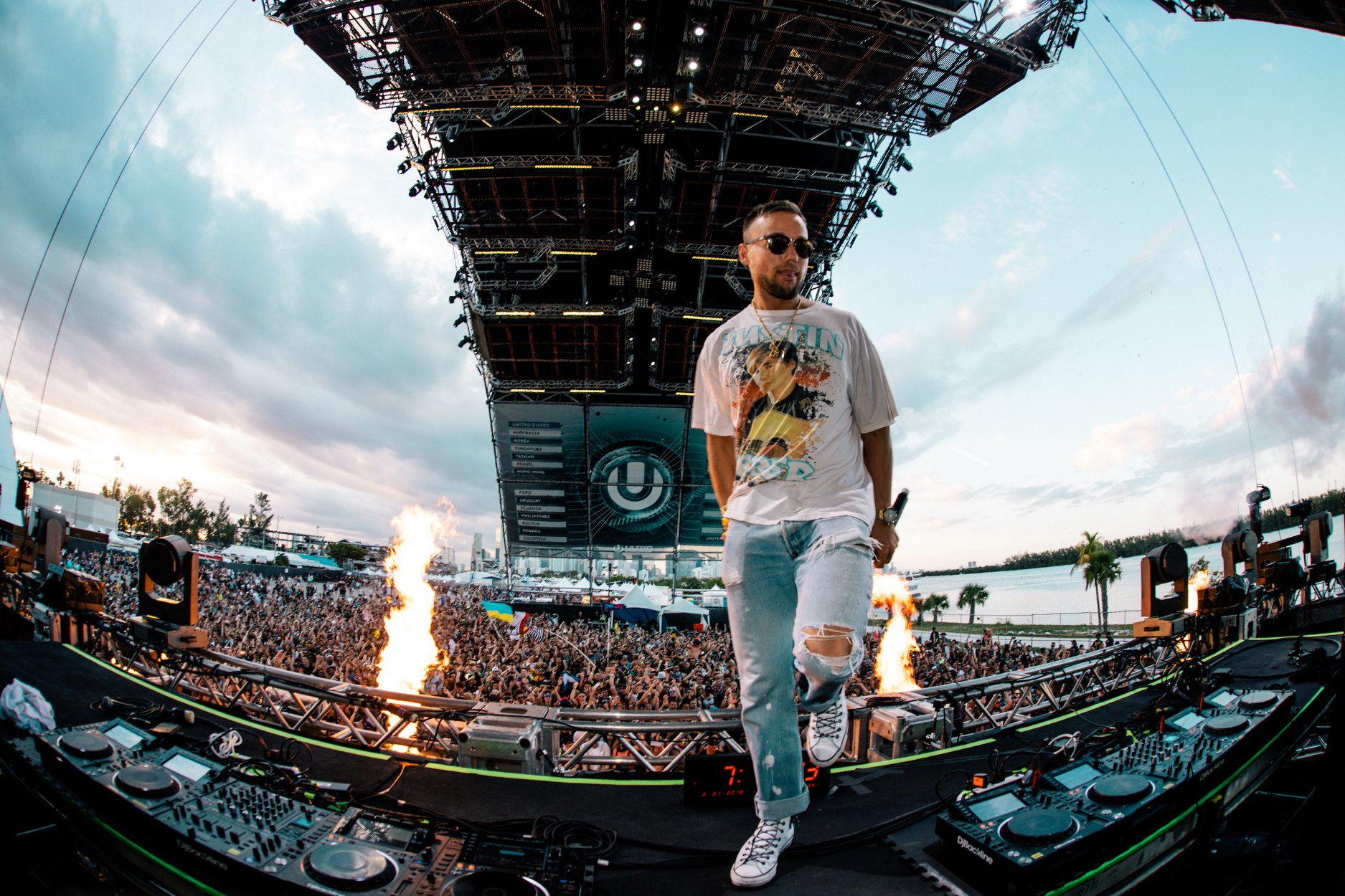 Party Favor at Ultra Miami 2019