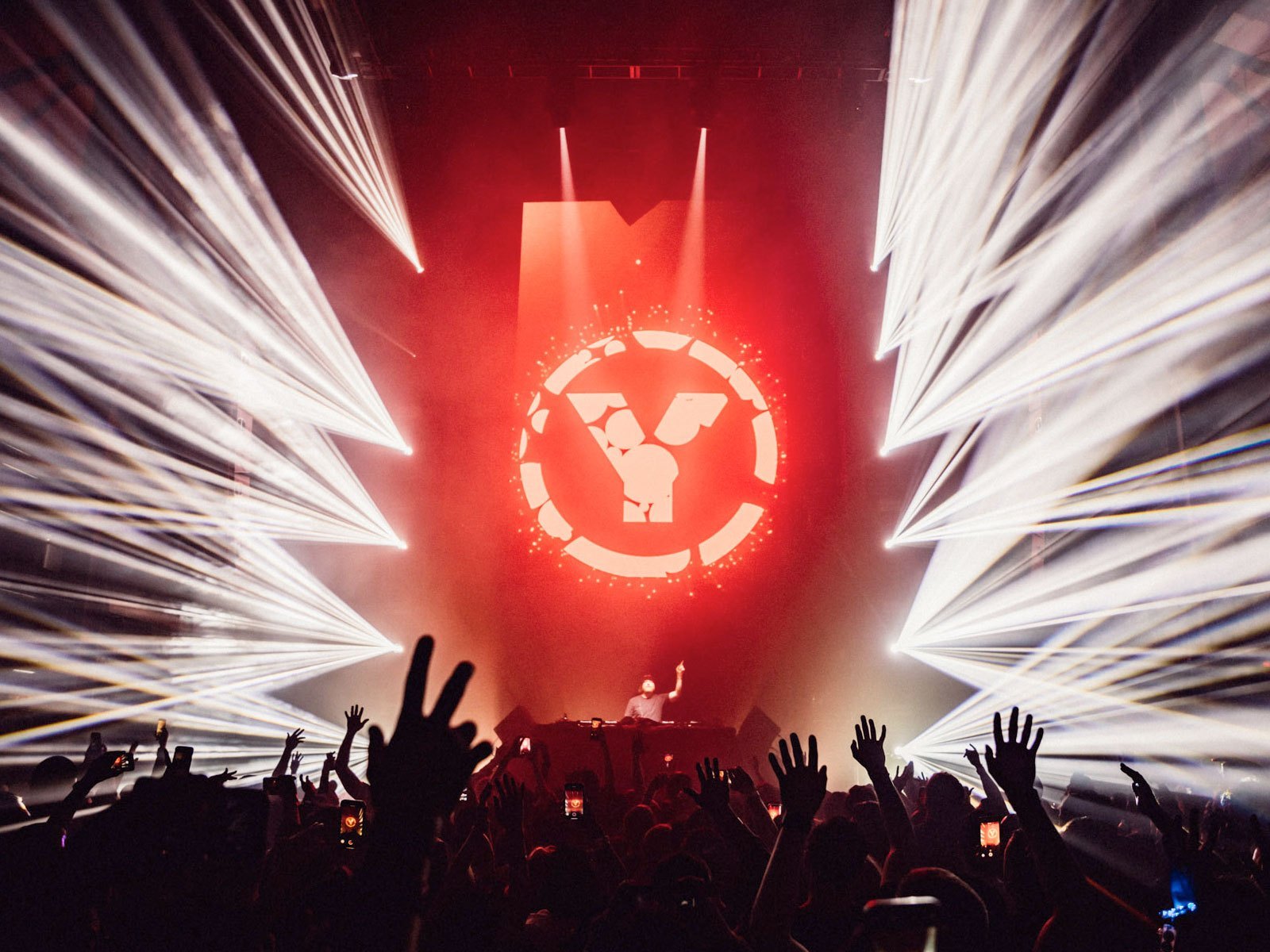 Pryda live