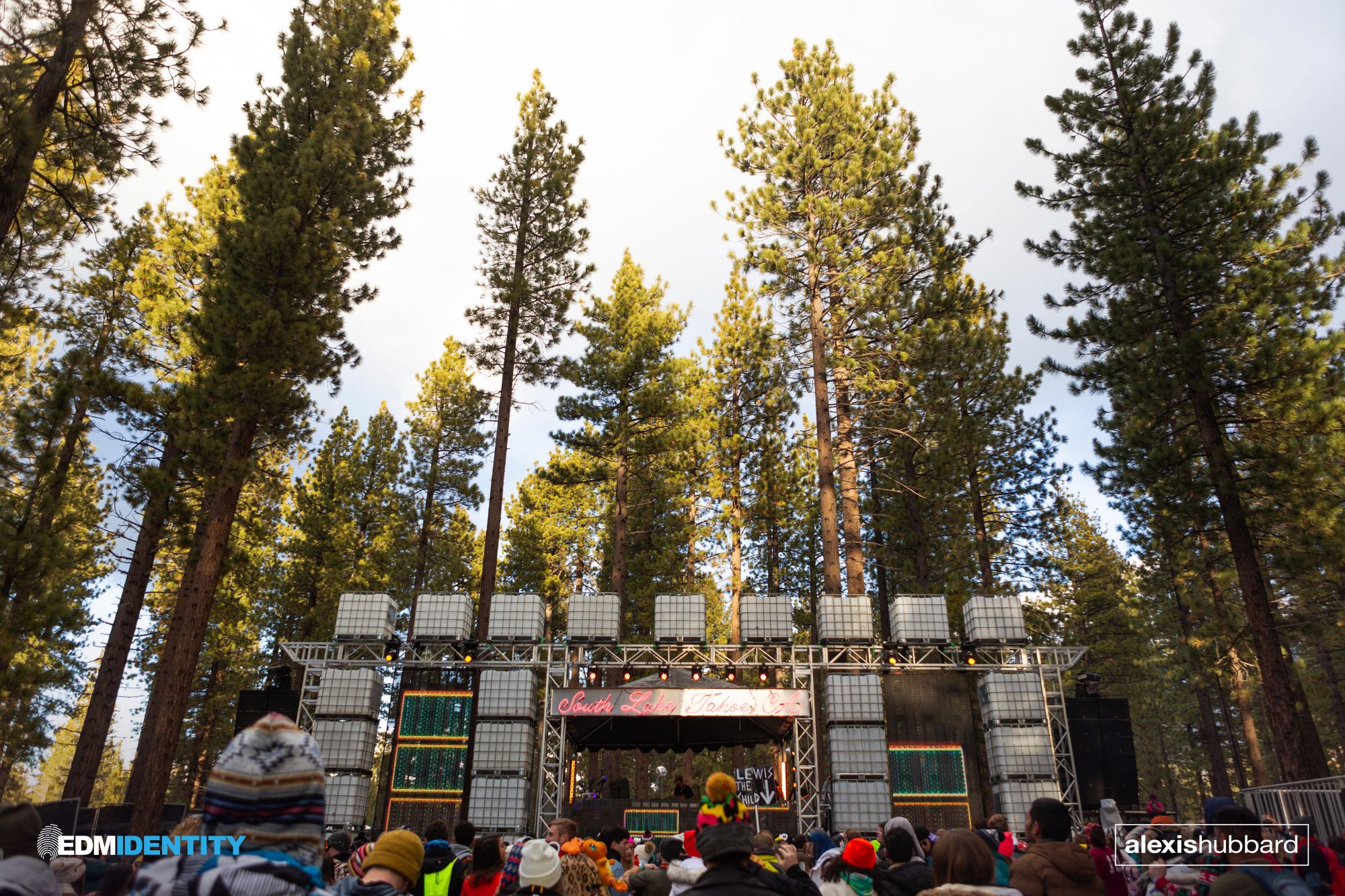 SnowGlobe 2019 - Sierra stage