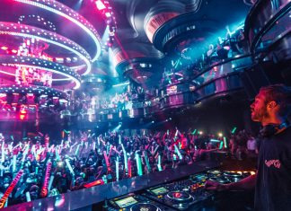 Calvin Harris Performs to a Sold-Out Crowd at OMNIA Nightclub in Las Vegas