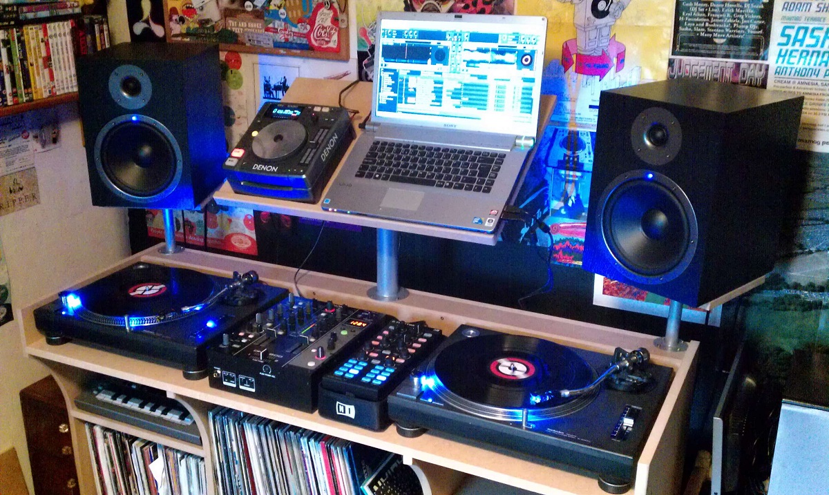 Home DJ Setup Livestream