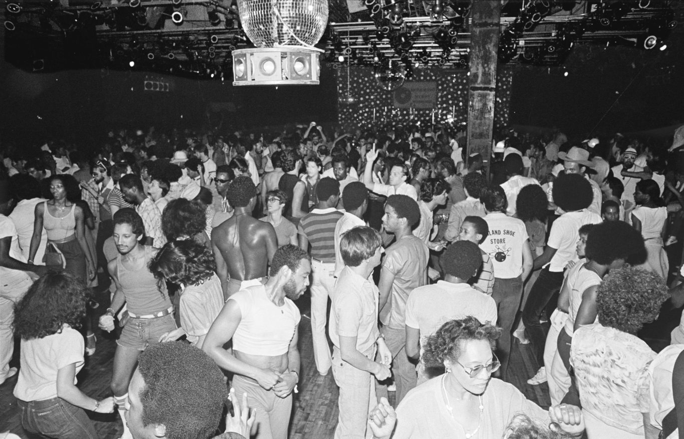 Best Clubs in Chicago for House and Techno Music