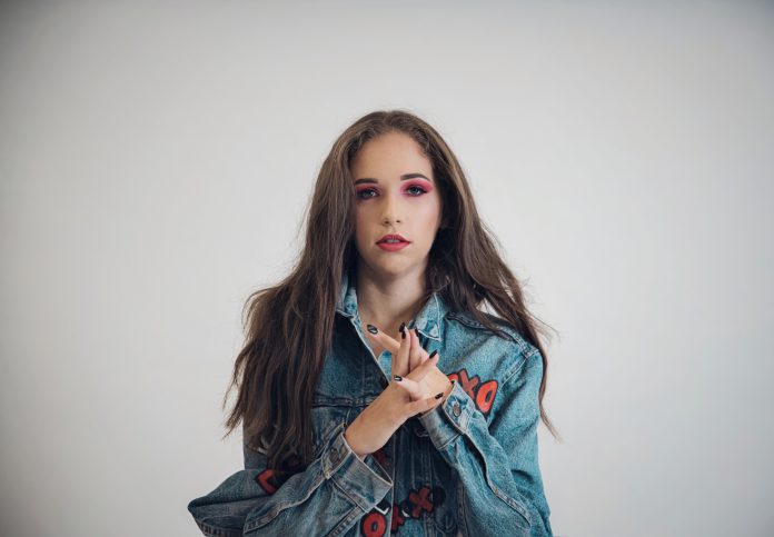 Lizzy Jane - The XO Podcast Lizzy Jane - The XO Podcast