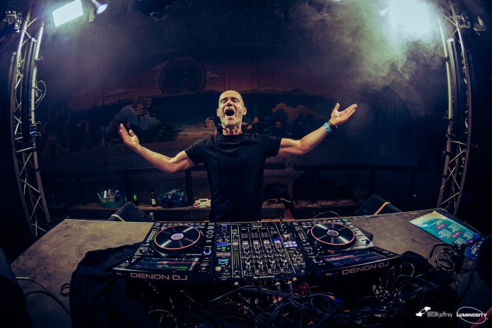 John 00 Fleming John 00 Fleming