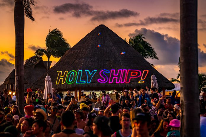 Holy Ship! Wrecked 2021