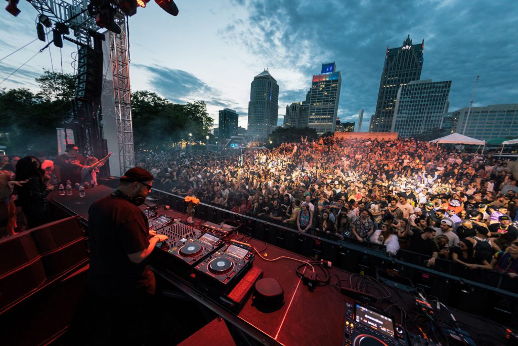 Claude VonStroke on Pyramid Stage | Photo Credit: Jacob Mulka @jmulka