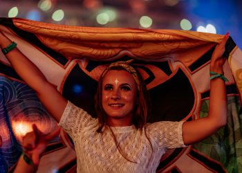Tomorrowland 2022 Crowd
