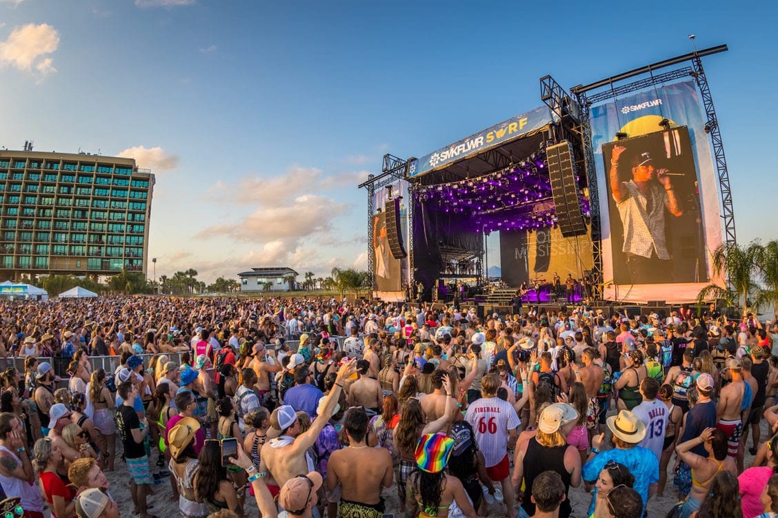 Elevate Your Hangout Festival Experience with New Vacation Packages | EDM  Identity