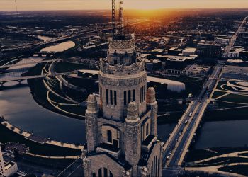 Entel Live from Leveque Tower