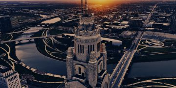 Entel Live from Leveque Tower