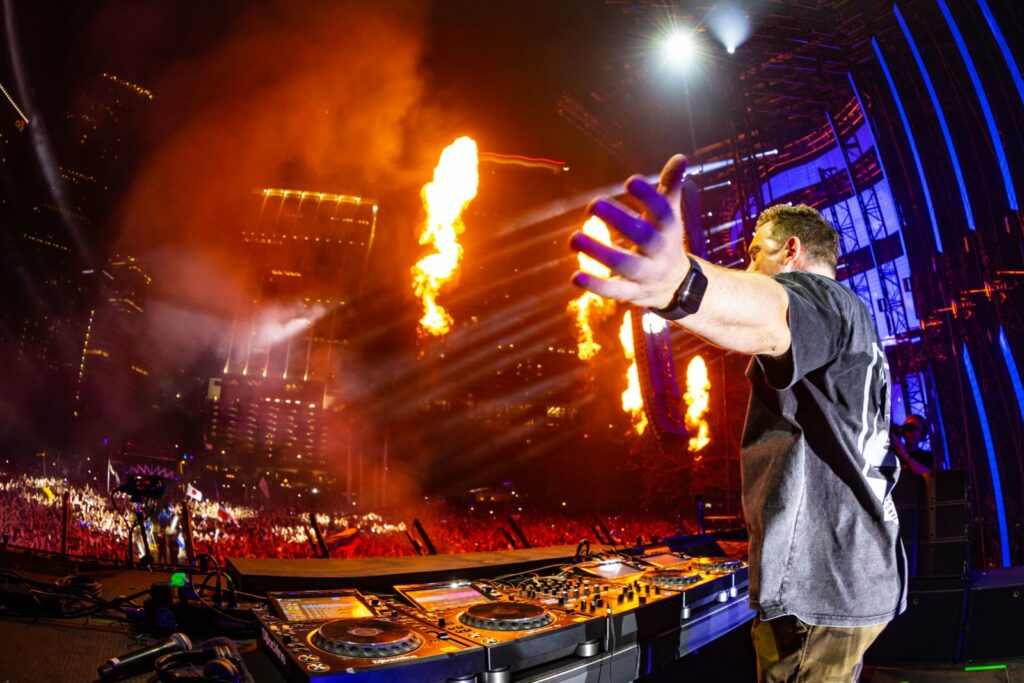 Hardwell at Ultra Music Festival 2023