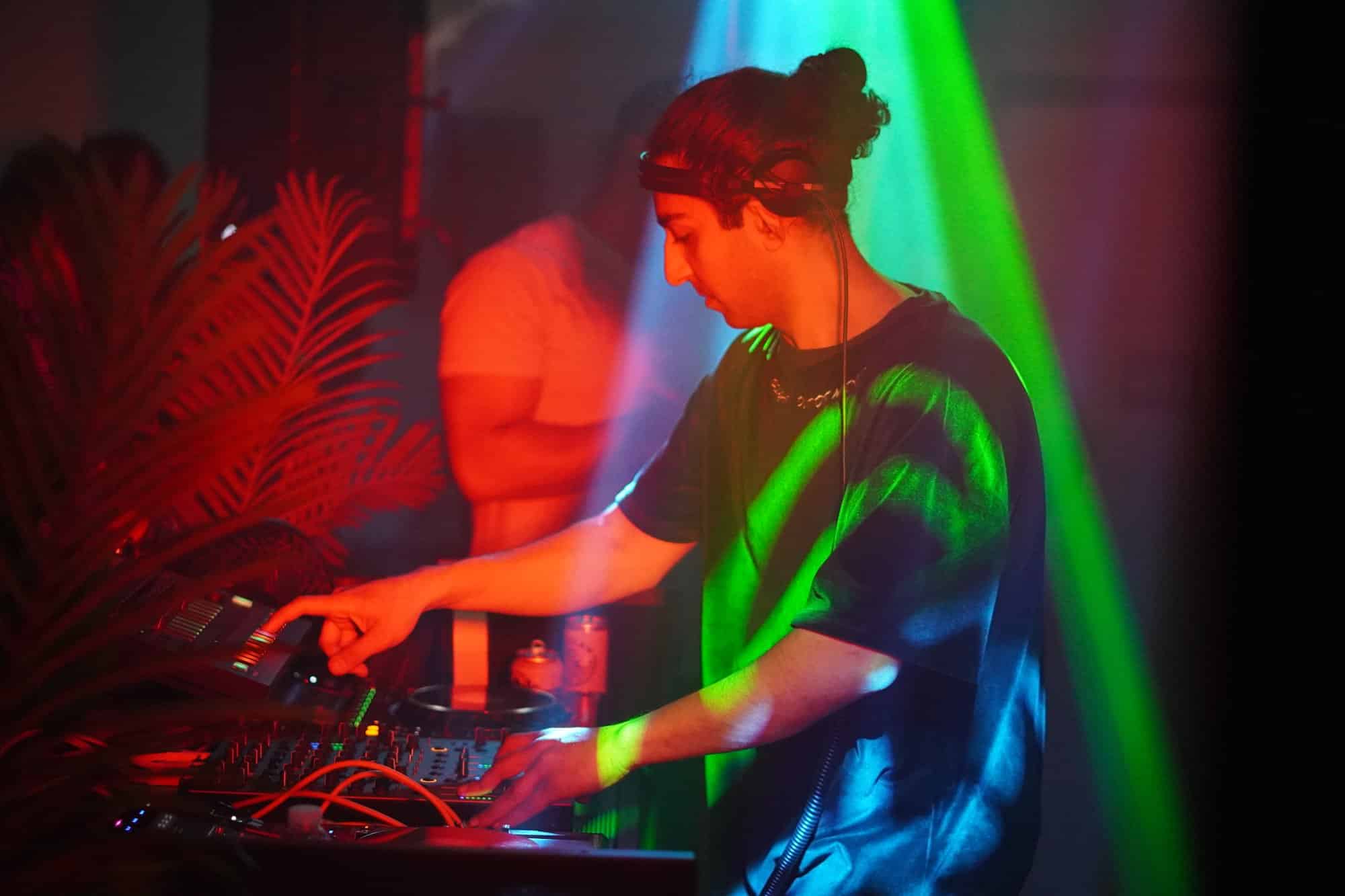Meet Deep Pedi The SF Based DJ Helping Revive The 90s Techno Scene 