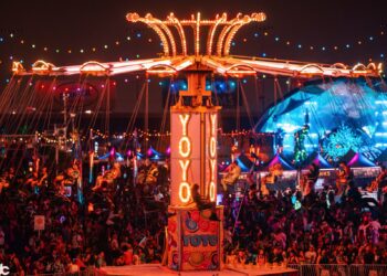 EDC Las Vegas 2023 swings