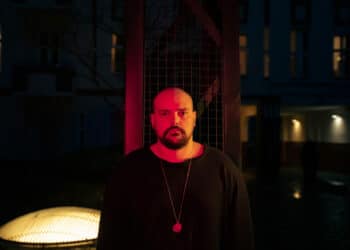 Drift Into a Melodic State of Mind with Nihil Young