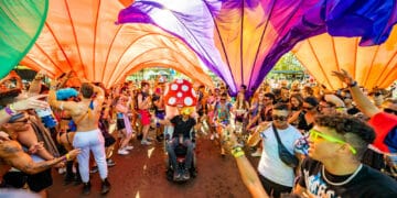 Dances With Cardboard @ EDC Orlando