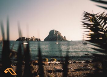 Anjunabeats Presents Chill Volume 1