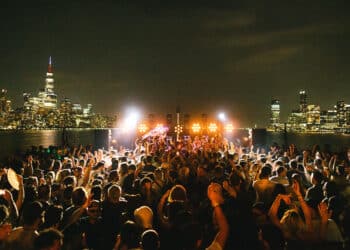 Teksupport on the Cornucopia Majesty