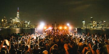 Teksupport on the Cornucopia Majesty