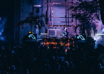 James Grant at Anjunadeep Open Air Miami 2021