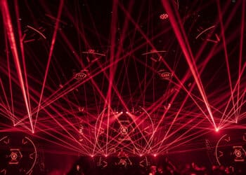 RESISTANCE Miami M2 Miami