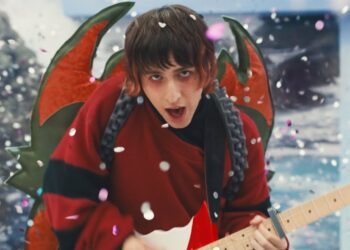 Porter Robinson Cheerleader