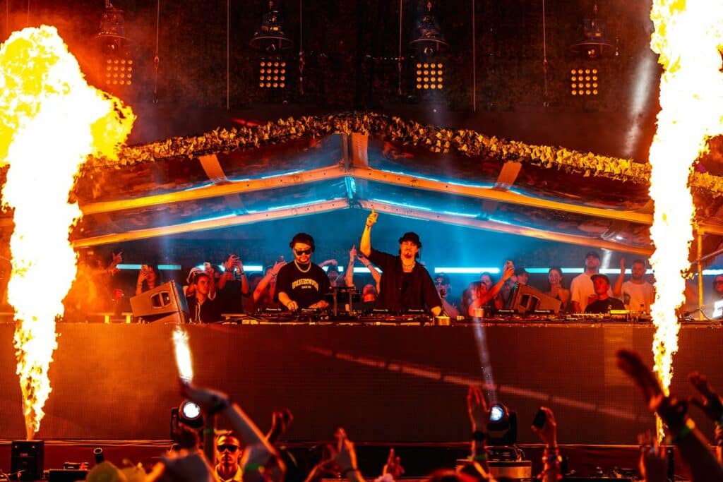 ACRAZE B2B Wax Motif perform on the Pulse Stage at Project GLOW 2024