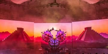 deadmau5 retro5pective at The Hollywood Bowl