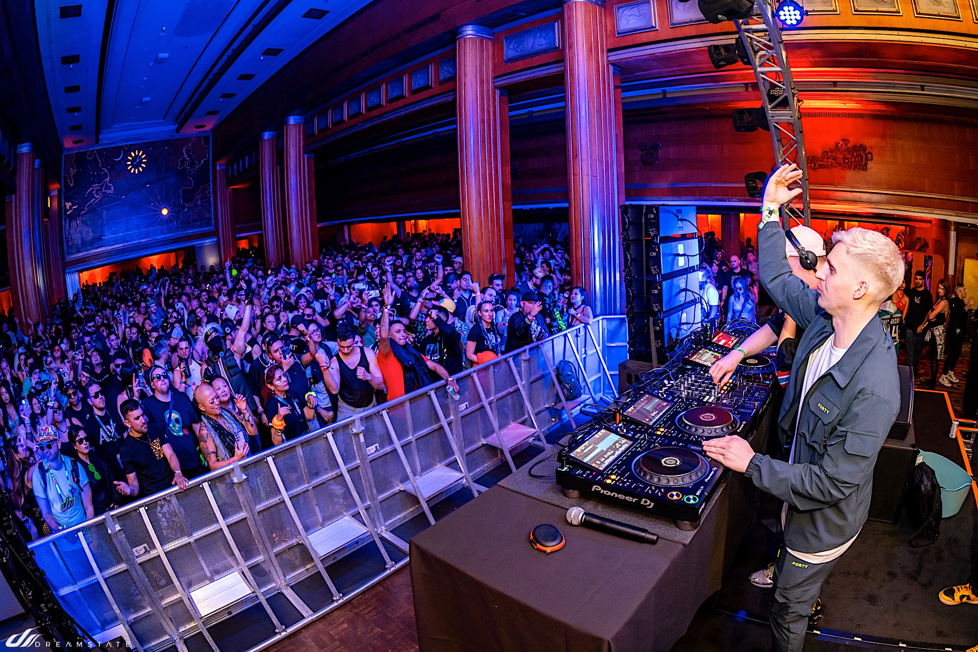 463595809_958003613035789_7032