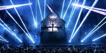 Of The Trees RED ROCKS