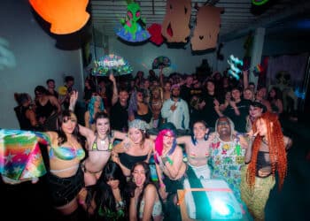 Bass n Babes group photo at an underground show