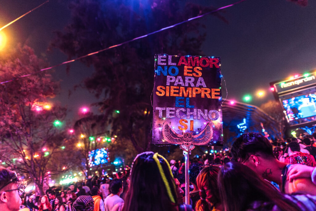 EDC Mexico 2025 totem