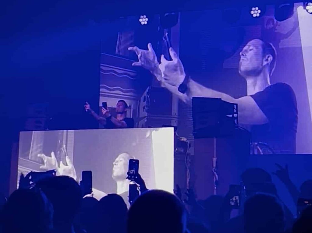 Darude