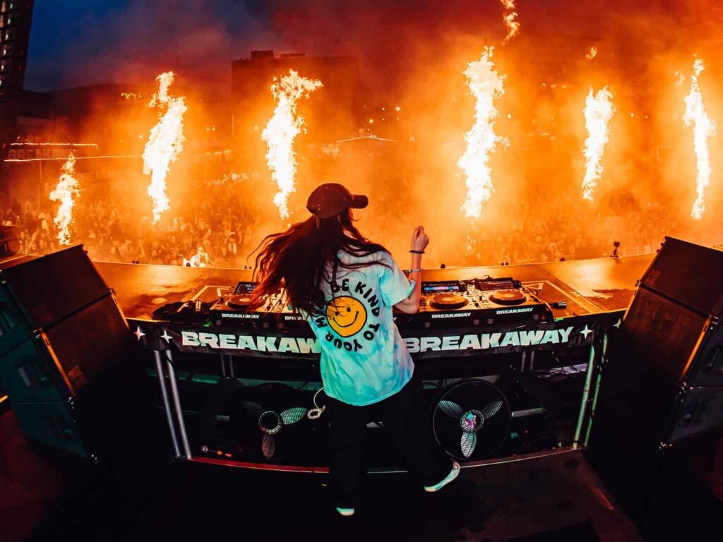 Breakaway Mass 2025