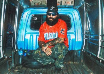 Lisa's Kickback Founder Lousy Lover