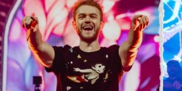 Zedd Breakaway Beach