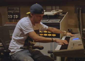 Avicii - Stories on Stories