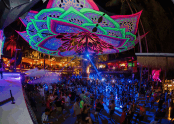 Halfmoon Festival Winter Program Puts Psy on Center Stage in Thailand