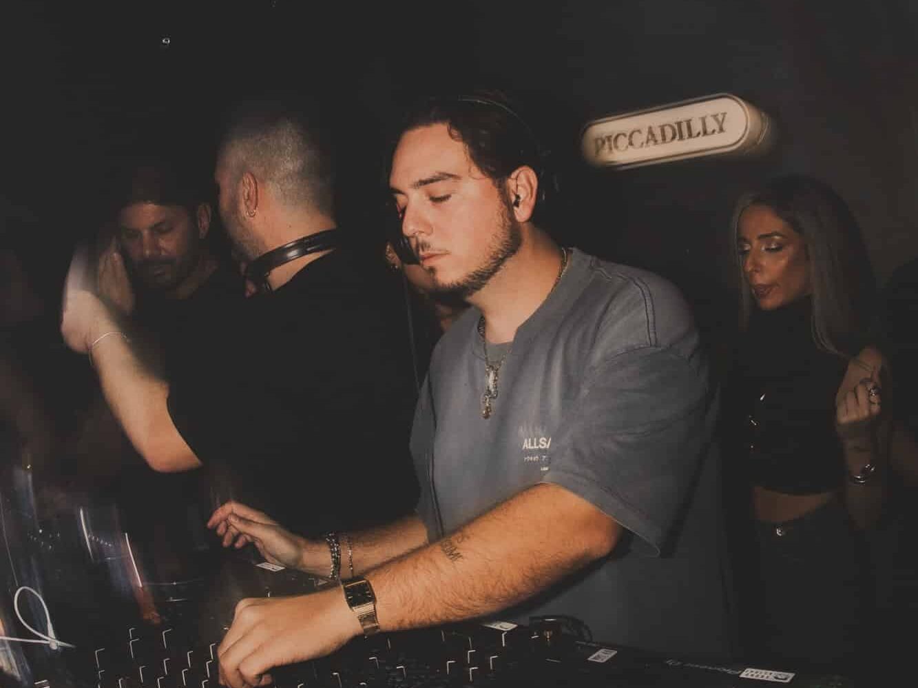 Red Weeller Delivers a Bold Sound in New EP, ‘Body & Mind’