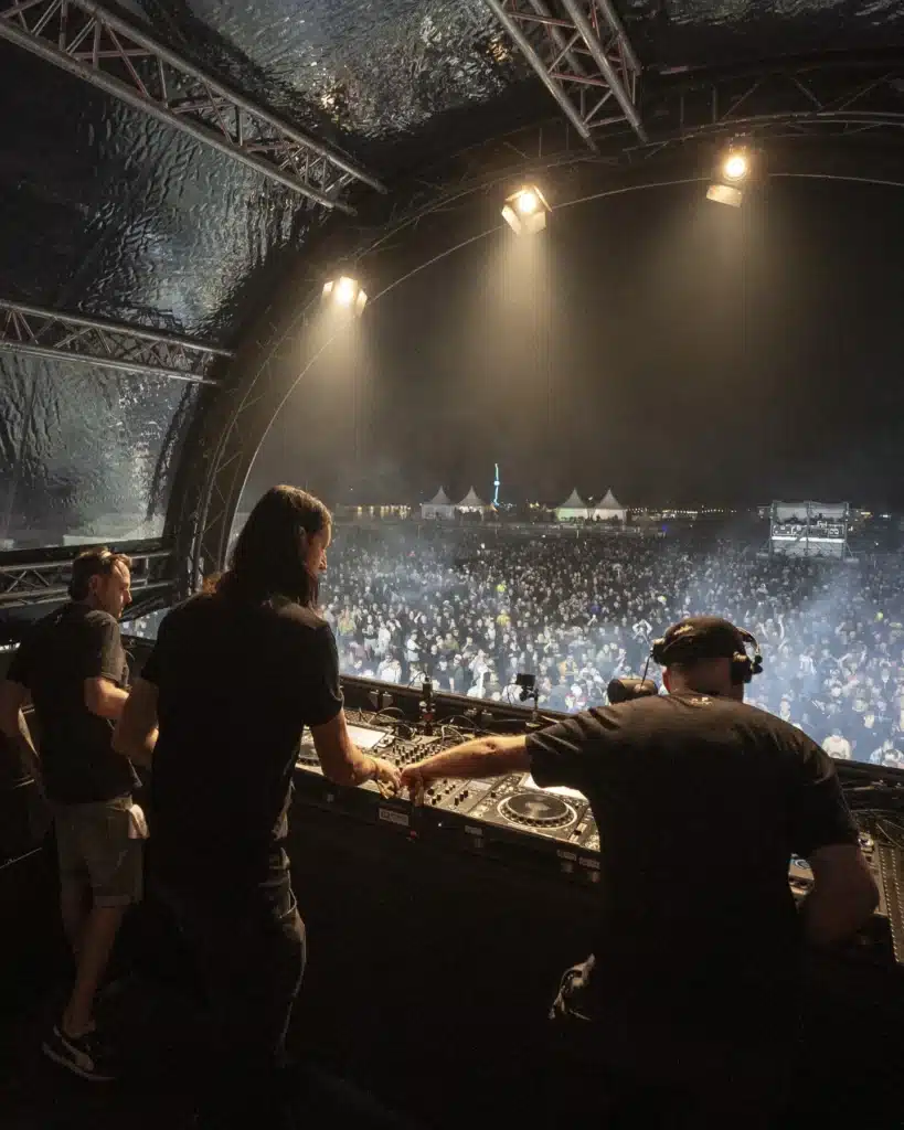 EATBRAIN at Let It Roll