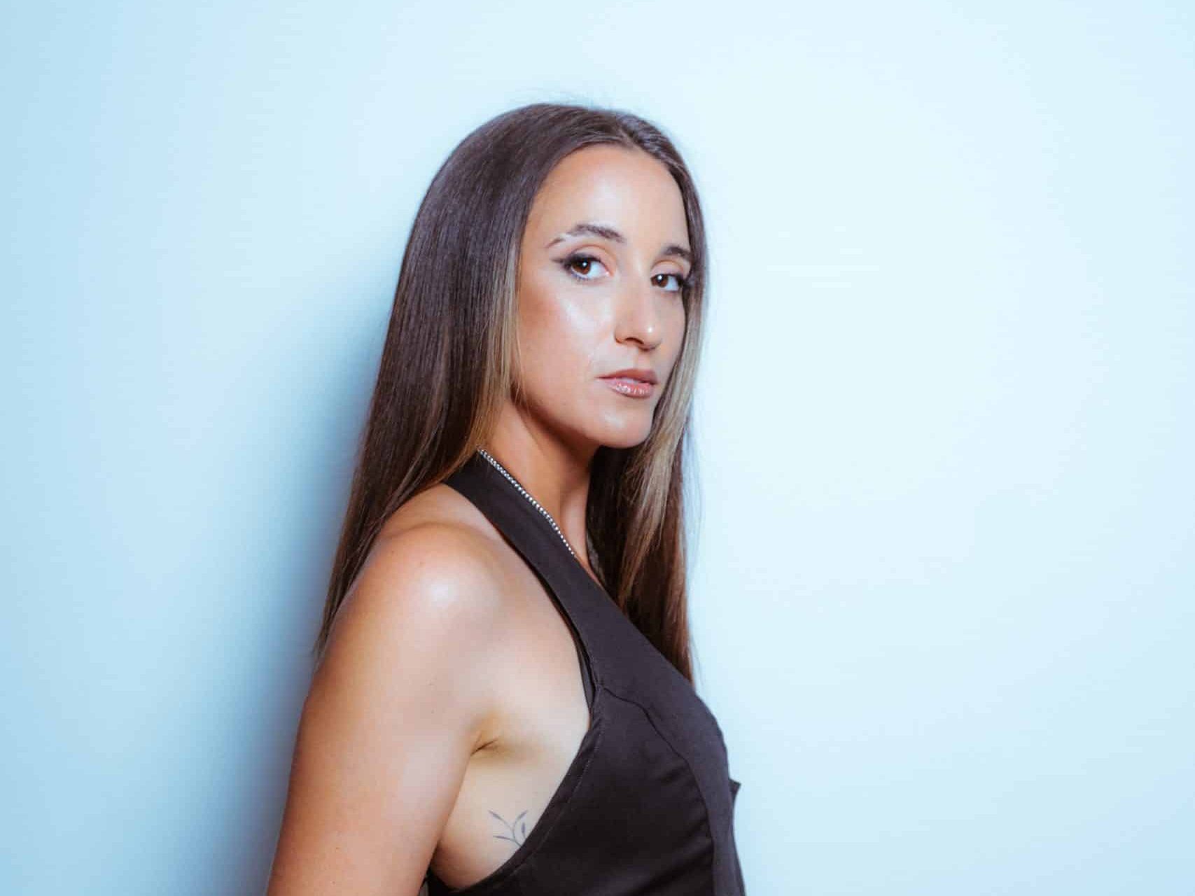 Sarah de Warren Delivers a Winter Mix Ahead of Groove Cruise Miami